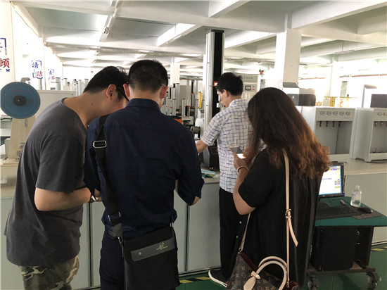 ��������ͻ�����˾������Ʒѡ�����������