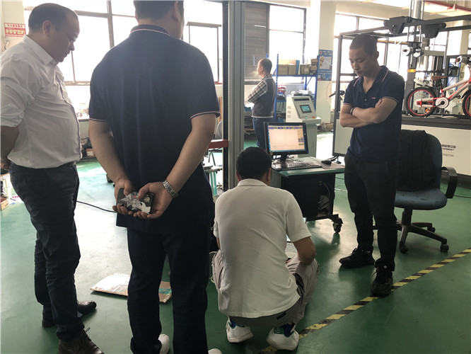 ���ݿͻ�����˾�鳧����ѹ���ֲ�����ϵͳ